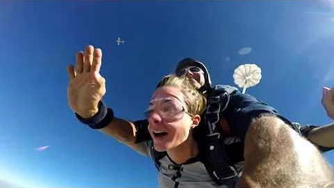 Kellie Maxwell Skydive