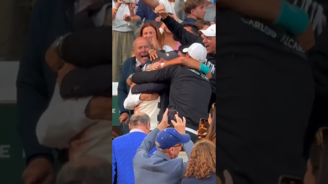 The moment Carlos Alcaraz defeated Jannik Sinner to win the 2025 French Open title 🏆