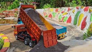 Download Lagu AKSI KE 41 ‼️ Proyek Perbaikan Jalan Rusak Rc Truk Hino Trailer VS Tronton Angkut Pasir Susah Belok MP3 Download Lagu AKSI KE 41 ‼️ Proyek Perbaikan Jalan Rusak Rc Truk Hino Trailer VS Tronton Angkut Pasir Susah Belok MP3
