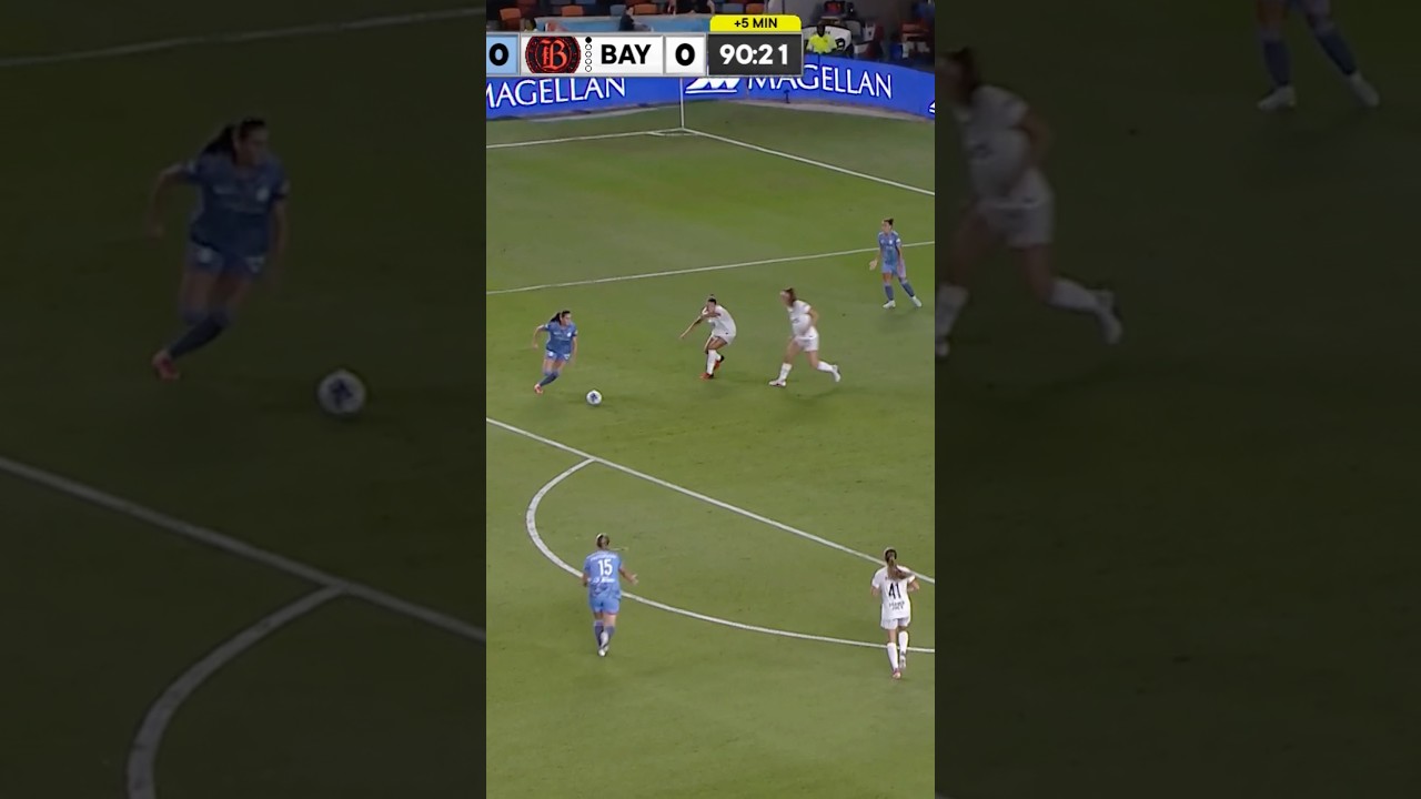 The rookie delivers 🙌Linda Ullmark 👏 #nwsl #soccer #football