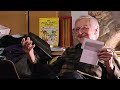 Damir Mikuličić recitas kroatian poezion.
