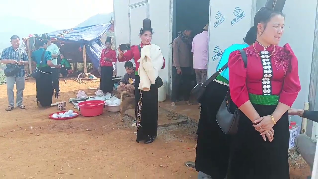 Muôn hươn ý chơ 