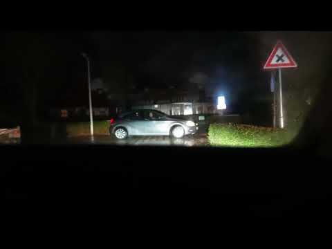 Sunneklaas-vierders vallen PowNed-ploeg aan