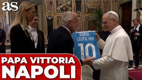 Il PAPA incontra i GIOCATORI e i DIRIGENTI del NAPOLI dopo la storica vittoria dello SCUDETTO