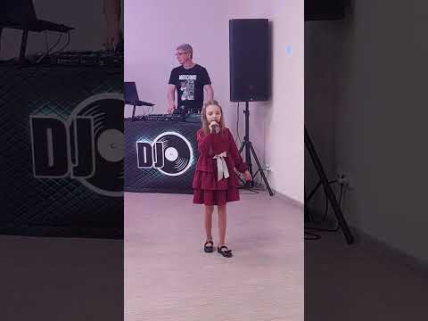 Вика Каютина -