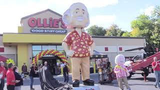 Celebrating 40 years, Ollie's attempts Guinness World Record for largest bobblehead