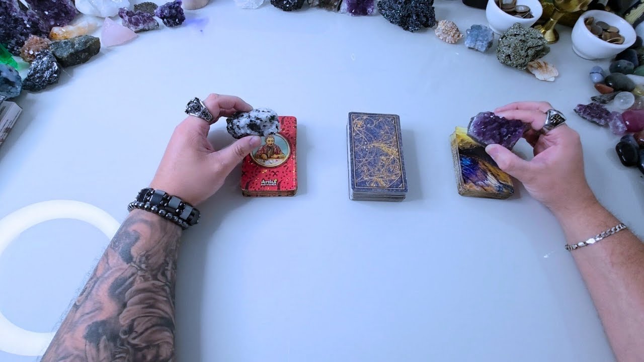 Como Ele(a) Está Em Relação a Mim No Dia De Hoje Tarot? Vai Me Procurar Tarot? 🔥MENSAGEM FORTE🔥