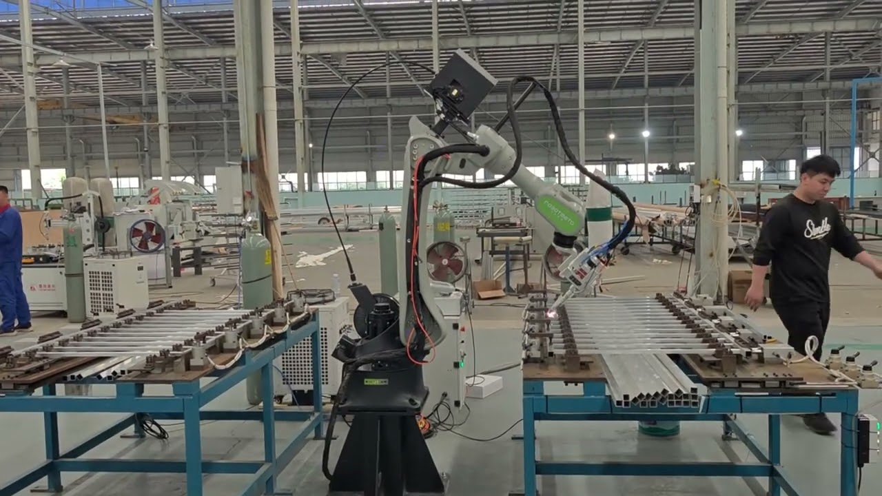 RobotMeta Pro laser welding, aluminum guardrail.