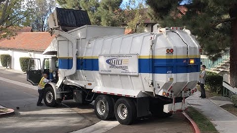 Daily Disposal Front Load Garbage Trucks | FF Gomez and Bridgeport