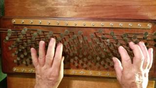 Harmony Array Organ; Lesson 3, The harmony array system VS the keyboard, thumbs and melody