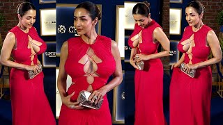 Saaf Saaf Dekh Raha Hain 😲Malaika Arora Crossed All Limits Openly Flaunts Her Huge Figur In Red OT