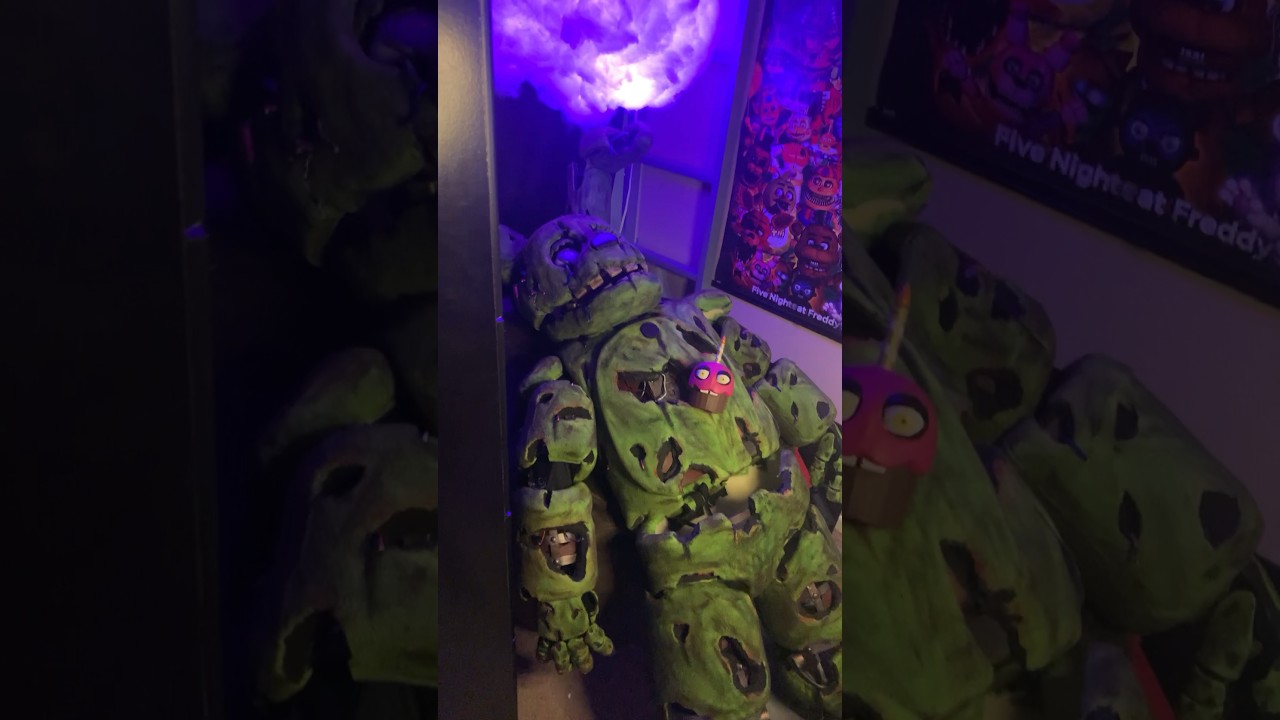 What is Springtrap doing #fnaf #cosplay #springtrap