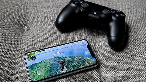 Playing Fortnite mobile with a PS4 Controller