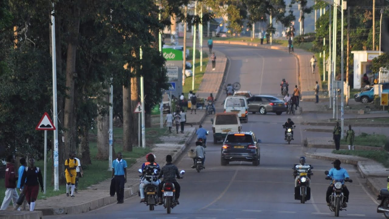 Entebbe City Tour Uganda 🇺🇬 The Streets The Internet Doesn't Show You #uganda #road 