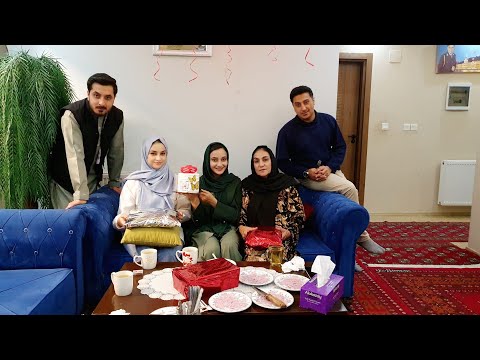 تجلیل از تولد صدف جان از طرف ارشاد و فرخنده و تحایف ما