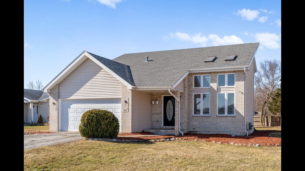 New Residential listing for sale found at 262 LAKEVIEW Court, Steger, IL 60475