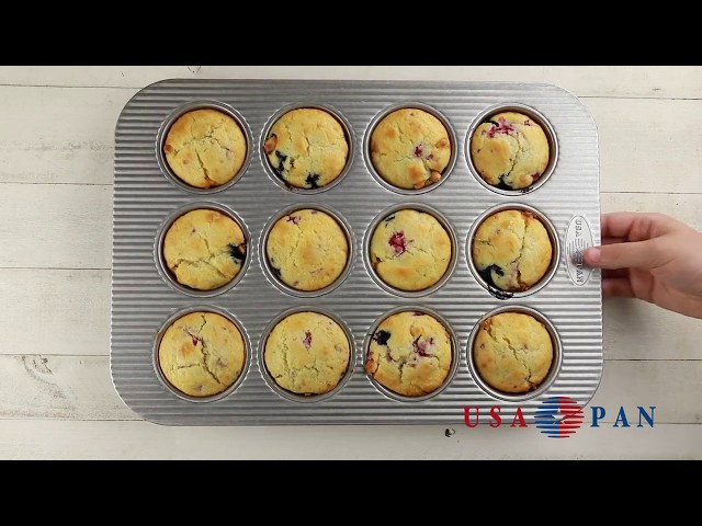 USA Pan Patriot Muffin Pan 12 Cup