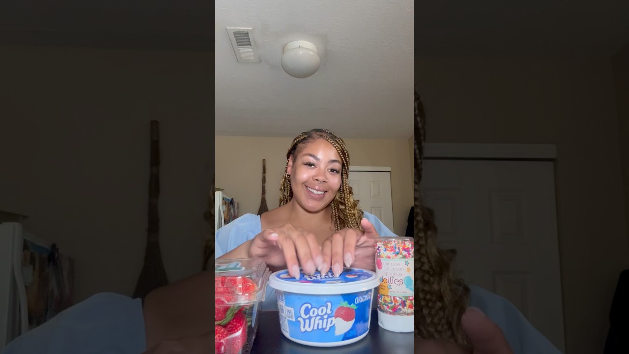 Viral Cool whip and sprinkles dessert 