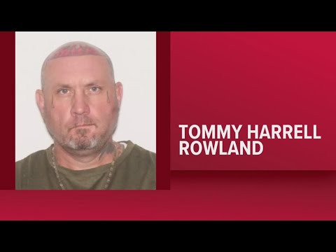 Baker County elementary school on lockdown as deputies search for man wanted out of Duval County