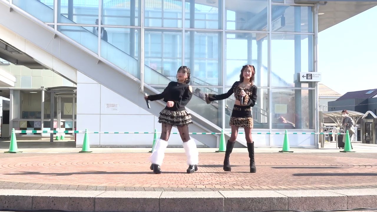 11月30日、第6回、まちなかアイドルフェスタ。みんくす。「恋のバカンス」