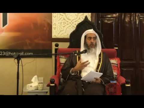 الشيخ صالح العصيمي يغلبه الضحك
