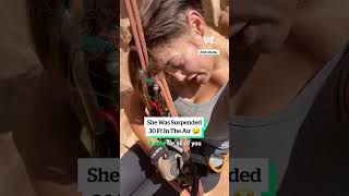 Woman Gets Her Hair Stuck In Climbing Rope 😳 Woman Gets Her Hair Stuck In Climbing Rope 😳