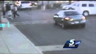 2 teens arrested after robbery at Walgreens