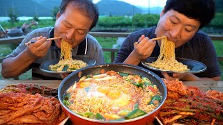 Korea's First Ramen Renewed to Celebrate 60th Anniversary - Mukbang eating show