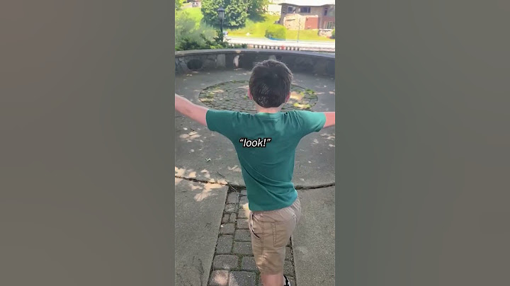 He shocked his mom with this incredible trick 😂