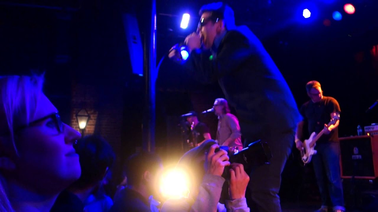 Mustard Plug Waiting Room (Fugazi cover) Live in San Francisco