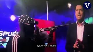 La Secuencia Completa De Unos Pandilleros Armados Tomando Una Televisión Pública De Ecuador