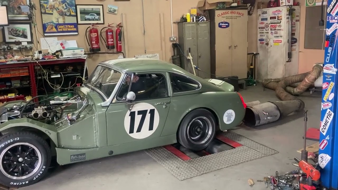 THE FABULOUS ASHLEY GT MIDGET WITH A SCREAMING 1293 ALL STEEL MOTOR PUSHING 135 BHP AT 8200 RPM