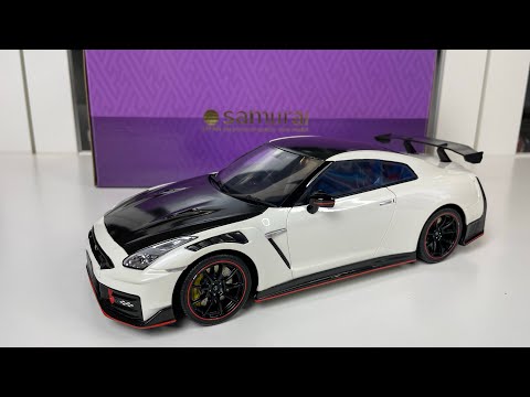 kyosho Nissan GT-R 1/18 ミニカーニスモ35GTR 1/18 Kyosho Nissan Skyline GT-R GTR R35 (Red) Diecast Car Model