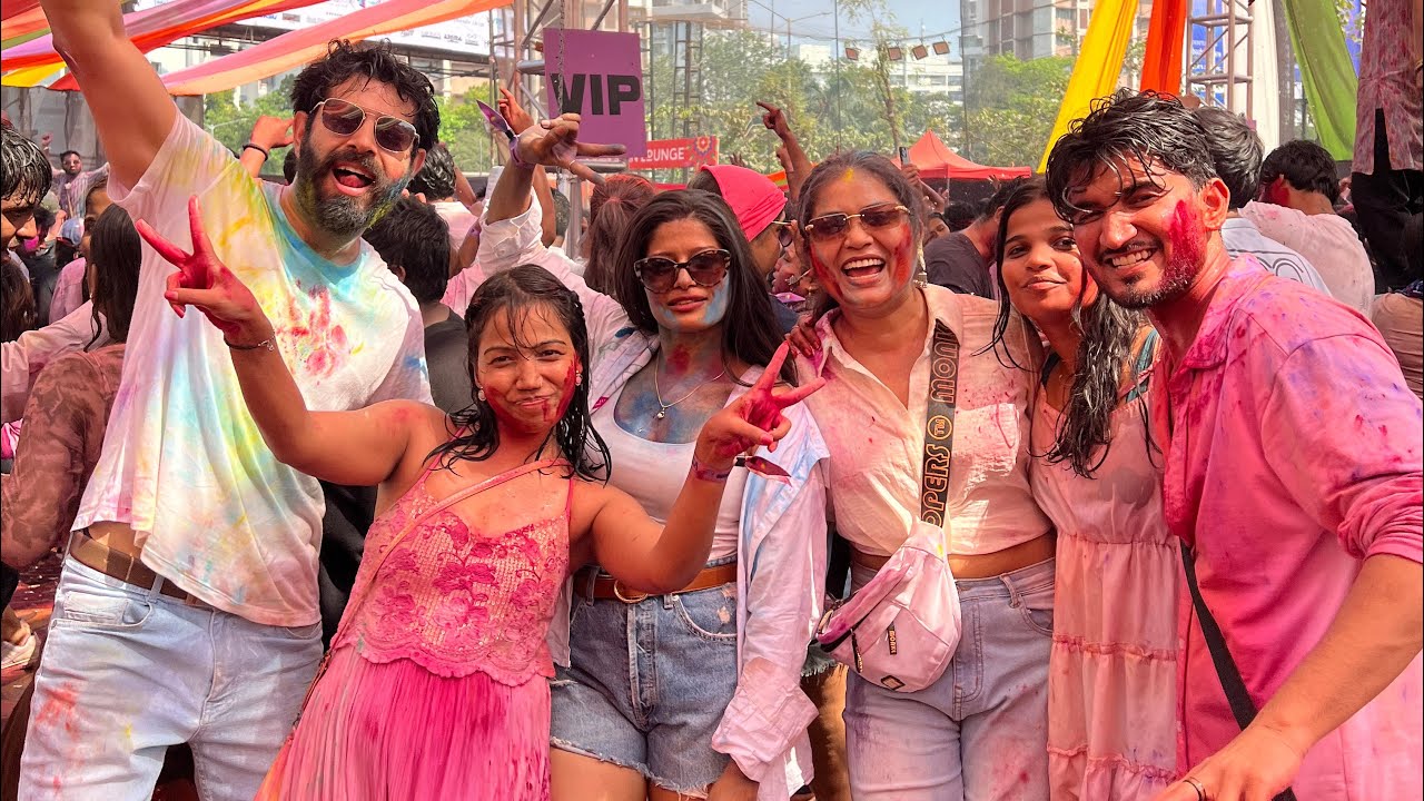 Holi vala vlog 🤗❤️. #holi #vlog #viral #youtube #youtubeshorts #vlogger 