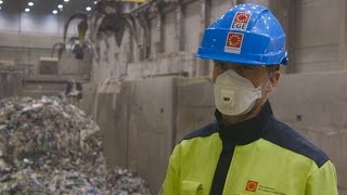 MÜLLGESCHÄFT IN OSLO: Einer Stadt geht der Müll aus
Short documentary produced for science program TM Wissen for the Austrian channel ServusTV/Red Bull TV.
Directed by Robert W.K. Styblo MÜLLGESCHÄFT IN OSLO: Einer Stadt geht der Müll aus