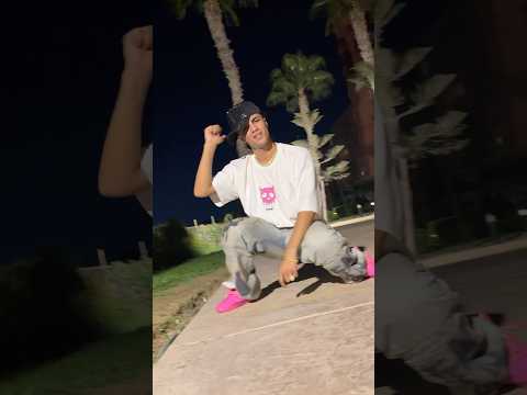 الدنيا اوضه لمبتها سوده والخبط في الغفله