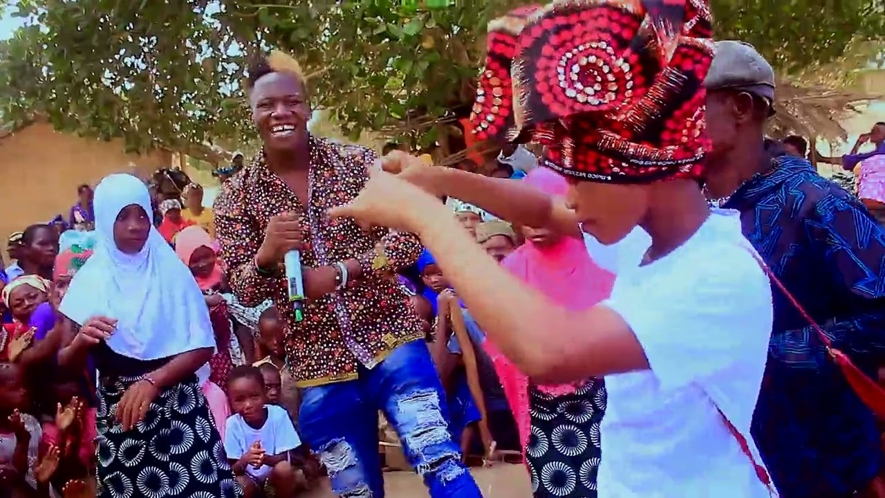 Rey Max   Eckoma  PetreiraVideo oficial  by Inossi