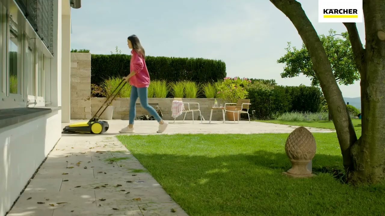 Karcher S4 Twin Manual Push Sweeper 