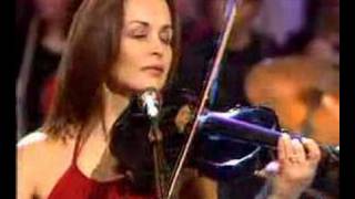 Video thumbnail of "the Corrs - Old Town (Música SI)"