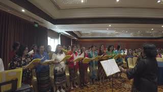 Download Lagu Sola Divina Choir. Jiwaku Memuliakan Tuhan Cipt. Fanny Kalensang Misa Pembukaan Rapimnas LP3KN MP3