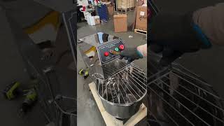 DEFECTIVE 170088 110V 40L Double Action Double Speed Dough Mixer
