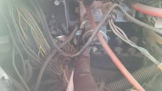 Locating The Brake Light Switch Air Valve On A Kenworth T370 Youtube