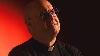 Father Guilherme: the priest DJ who turns faith into a techno party