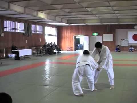 2010＊昇段試験〔初段〕柔道 - YouTube