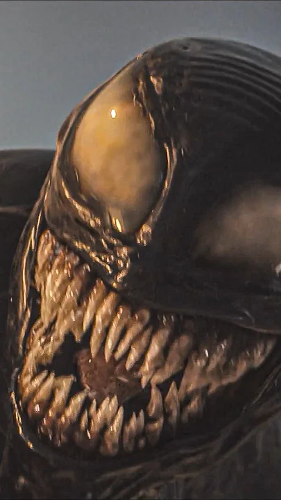 Venom vs. Xenophage EPIC Plane Fight 💥