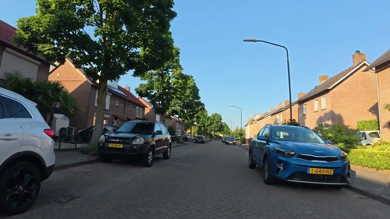 Biking in Holland: Aarle-Rixtel, july 1, 2025.