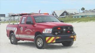Former Firefighter dies attempting to save distressed swimmers