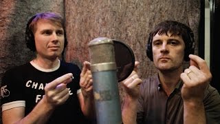 FFS - Laying Down The Gauntlet by Franz Ferdinand 11,544 views 9 years ago 4 minutes, 1 second
