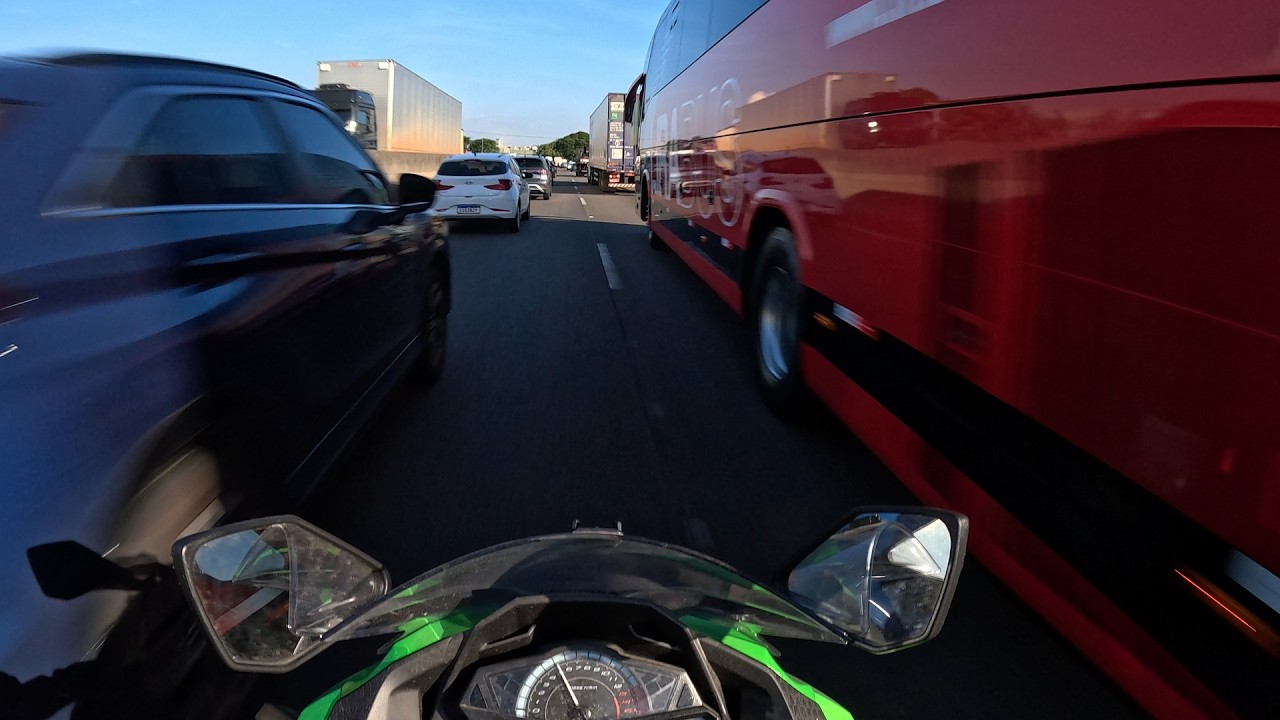 Se você tem MEDO de andar no CORREDOR, Assiste este vídeo.