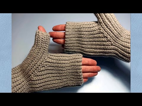 Митенки с анатомическим пальцем. Crochet mittens.